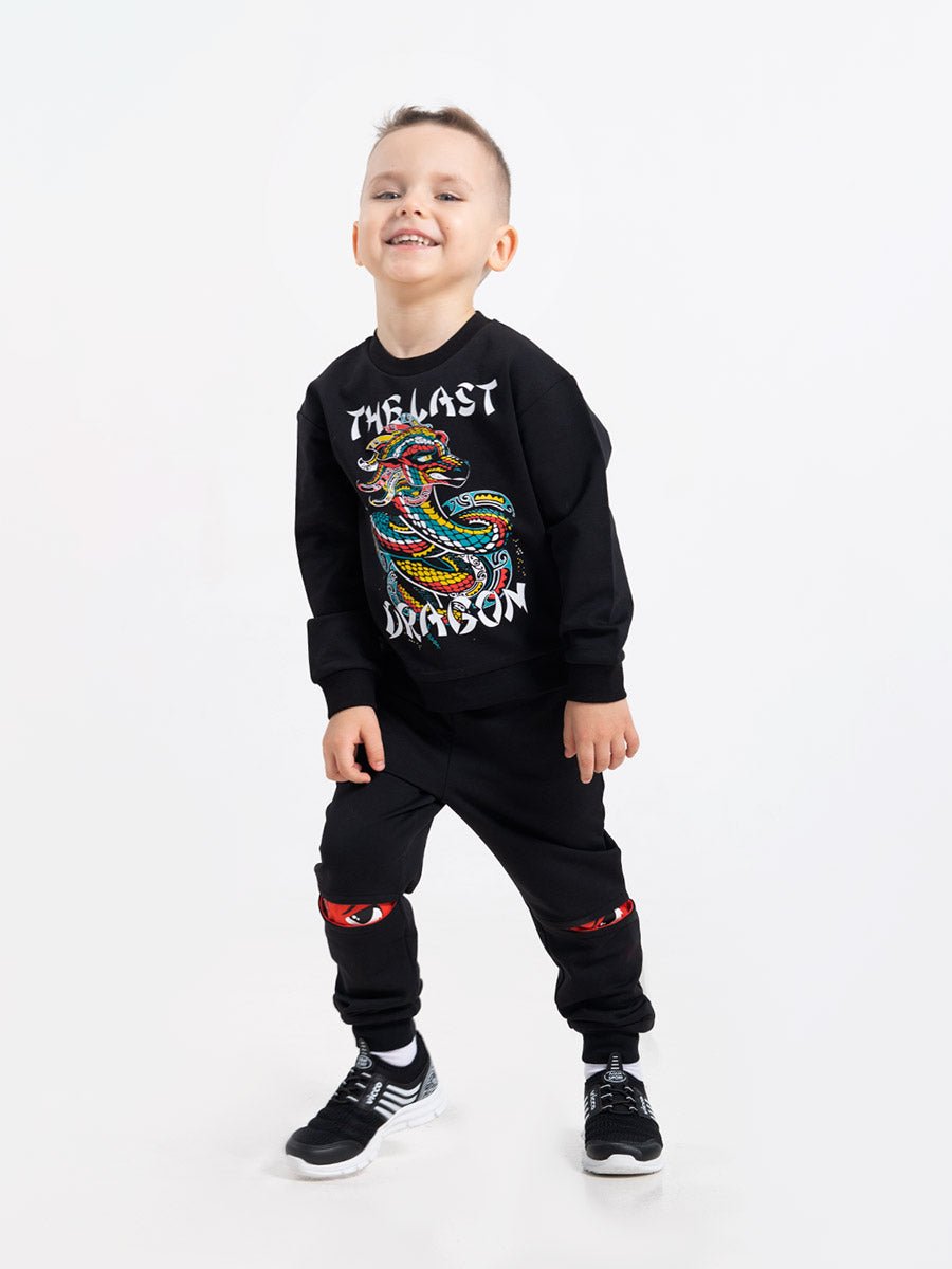 CWKB 62819-22-283 - Cherubino boys black sweatshirt with last dragon print - model2
