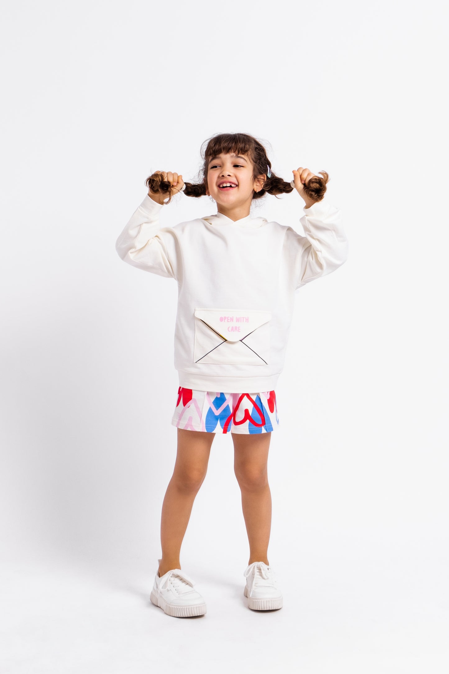 Cherubino Girls' Playful Heart Shorts – Ideal for Back to School and Everyday Adventures