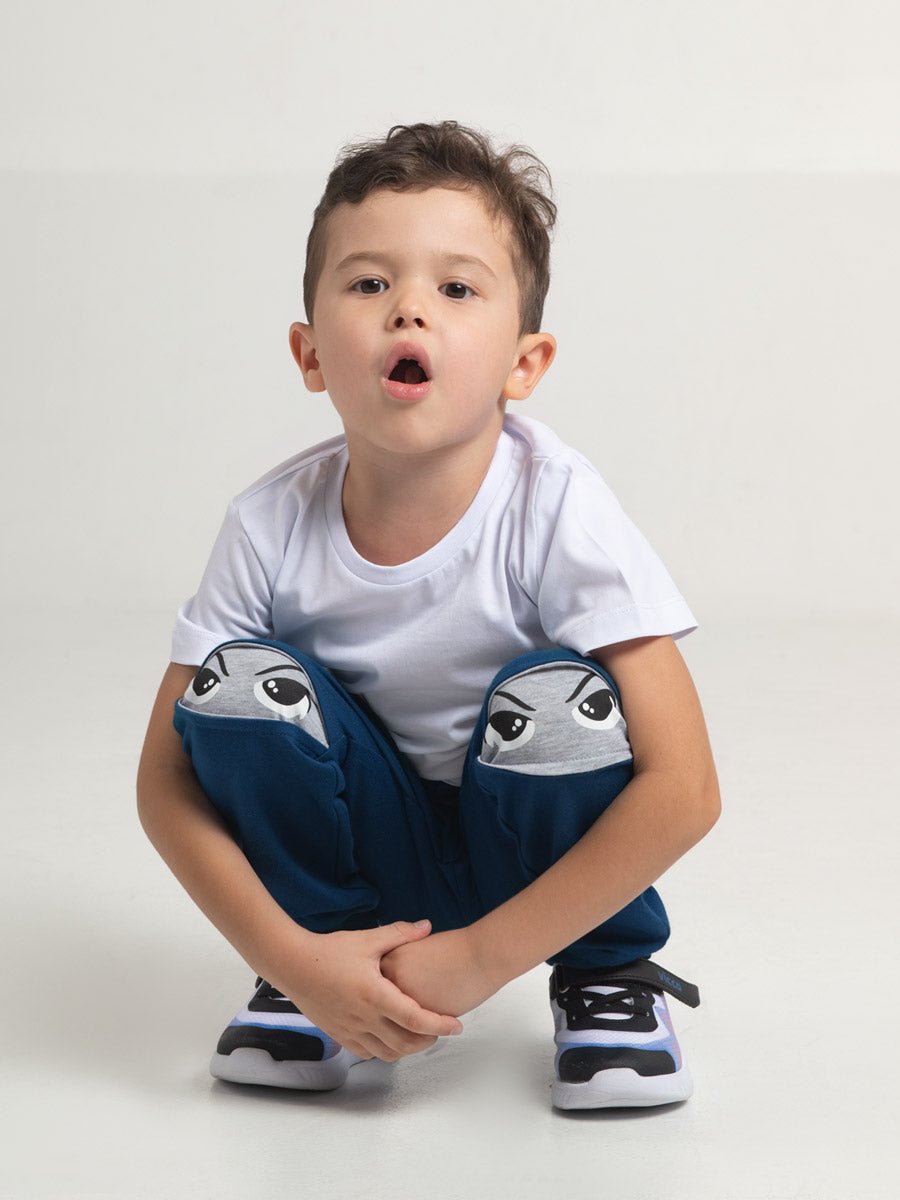 CWKB 70076-39-283 - Cherubino boys dark blue pants with kung fu eyes print - model2