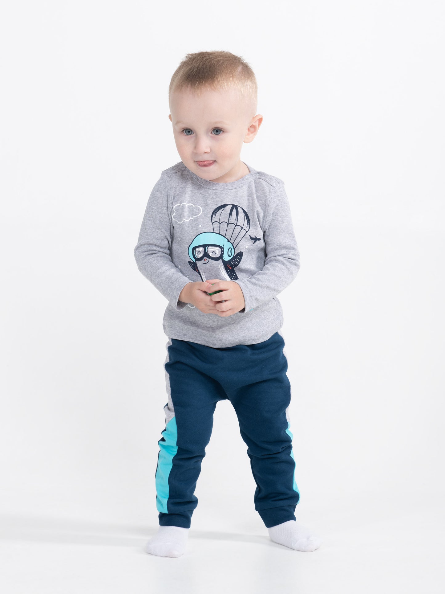 CWNB 62879-11-289 - Cherubino baby boys light grey melange long sleeve t-shirt with penguin jump print - model1